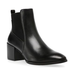 NWOT Anne Klein Prescott Bootie